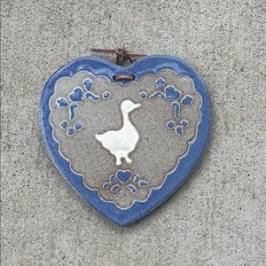 Heart-Shaped Ceramic Wall Hanging with Duck Design